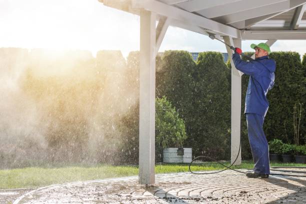 Professional Pressure Washing Services in West Liberty, IA